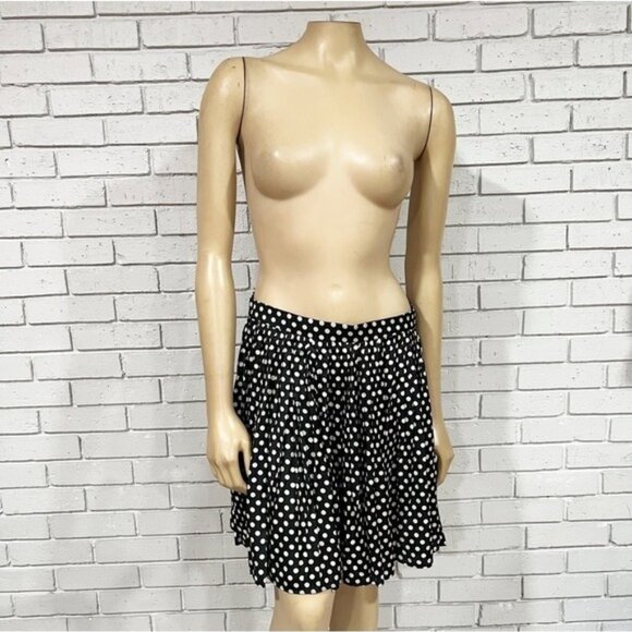 J.Crew Women’s Featherweight Satin Mini Skirt in Dot - Size 6 - Picture 9 of 10